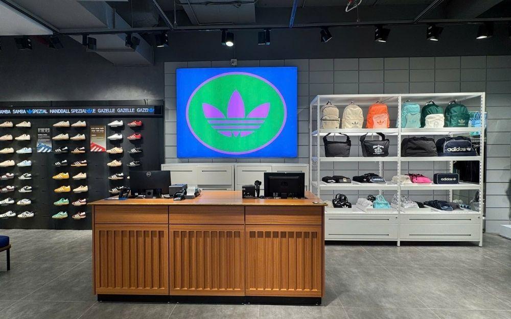adidas adiclub discount heroes program student savings sneakers adidas adiclub discount heroes program student savings sneakers
